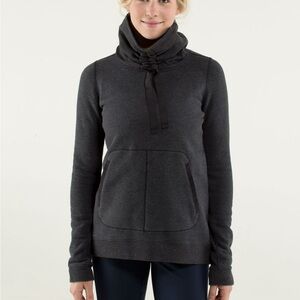 Lululemon Avenue Pullover